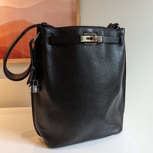 Hermés Black Leather Shoulder Bag